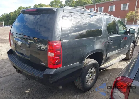 2009 Chevrolet Suburban 1500 Lt2 z USA, uszkodzony, nr VIN 1GNFK26389R268375